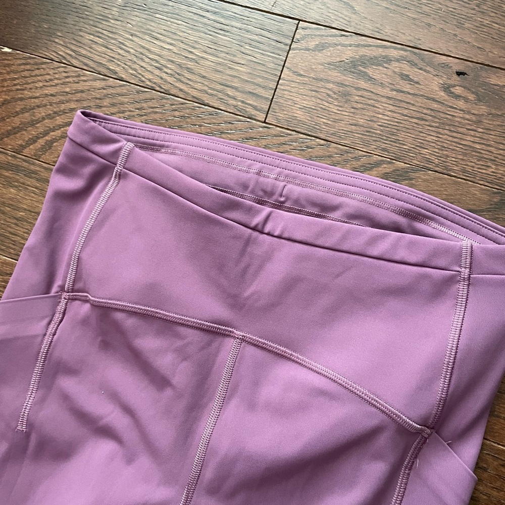 lululemon athletica Women's capri - Picture 7 of 12
